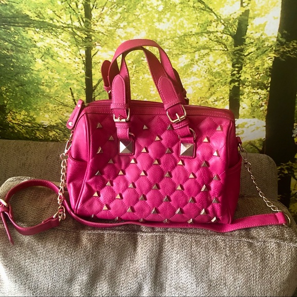 NEW✨ Hot Pink Gold Vegan Leather Studded Handbag Satchel Crossbody Barrel Bag - Picture 2 of 6